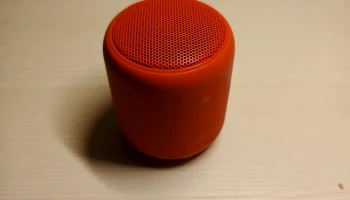 Колонка SONY SRS-XB10 Колонка SONY SRS-XB10