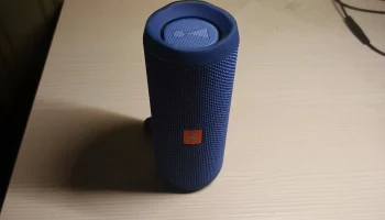 Портативная колонка JBL FLIP 4 Портативная колонка JBL FLIP 4